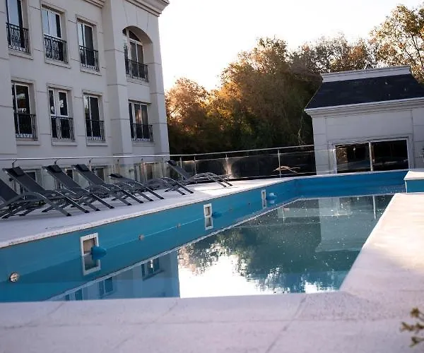 Apart France - Con Gim, Piscina Y Estacionamiento